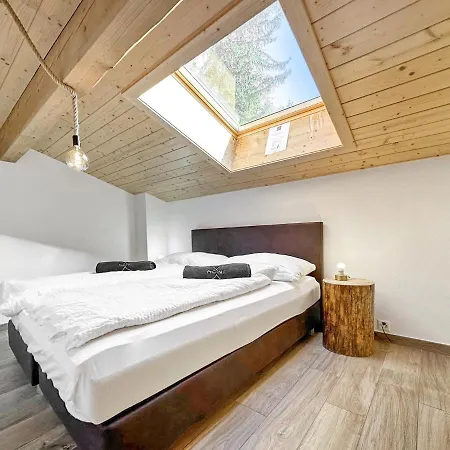 Familial Les Girolles Aux Portes D'anzere 木屋